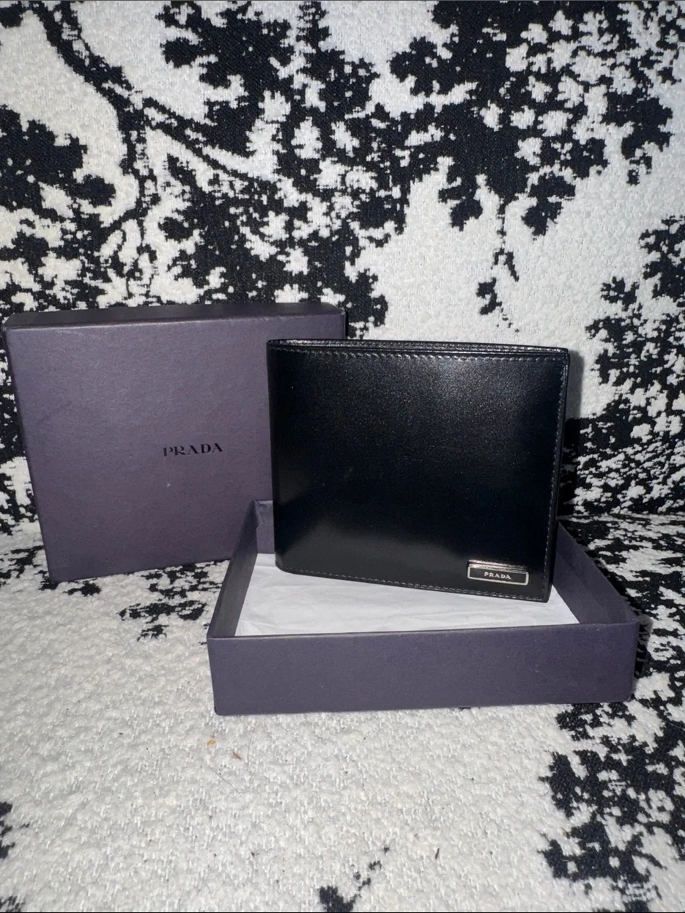 NIB Prada Men’s Black Leather Bi-Fold Wallet